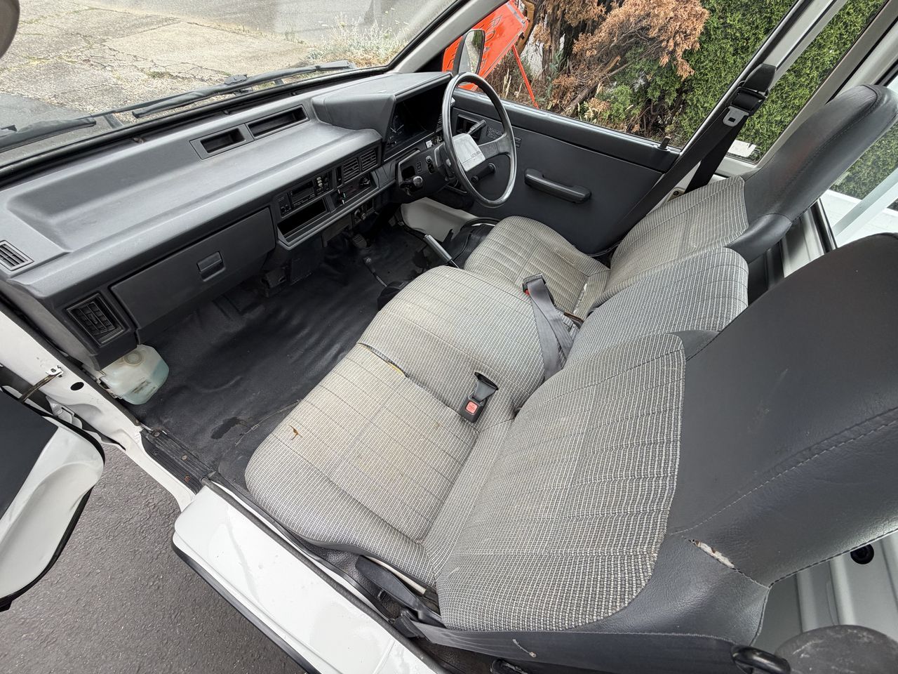 1992 Toyota LiteAce Dump 4WD, 2Hi-4Hi-4Lo, PS, AC, 5MT, 1-Ton