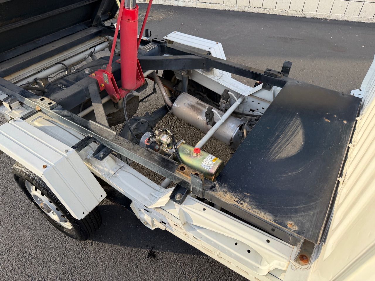 2001 Mitsubishi Minicab HD Deep Dump 4WD, 2Hi-4Hi-4Lo, PS, AC, 5MT