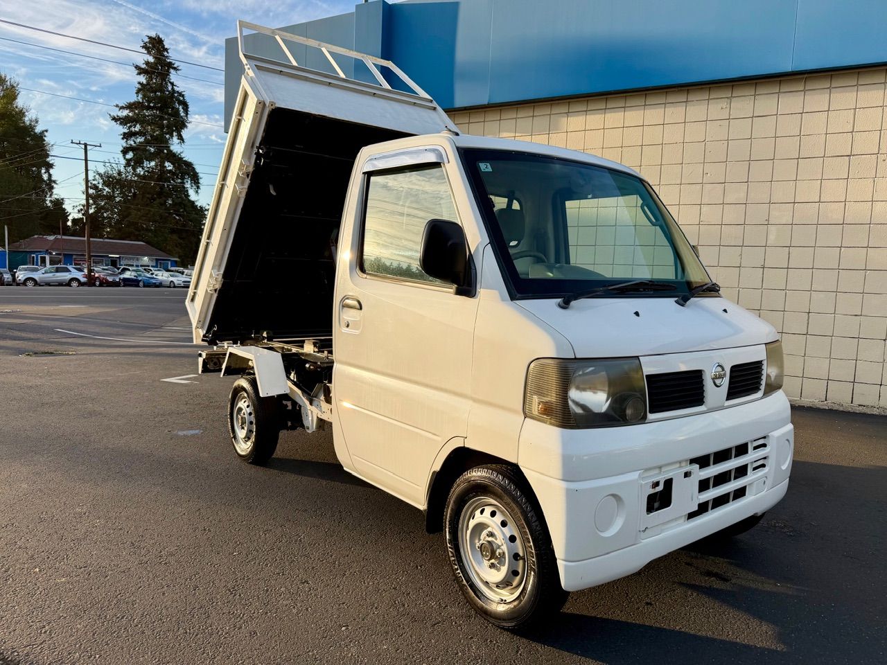 2001 Nissan Clipper HD Dump 3-Way, 4WD, 2Hi-4Hi, AC, PS, Auto, Rare!