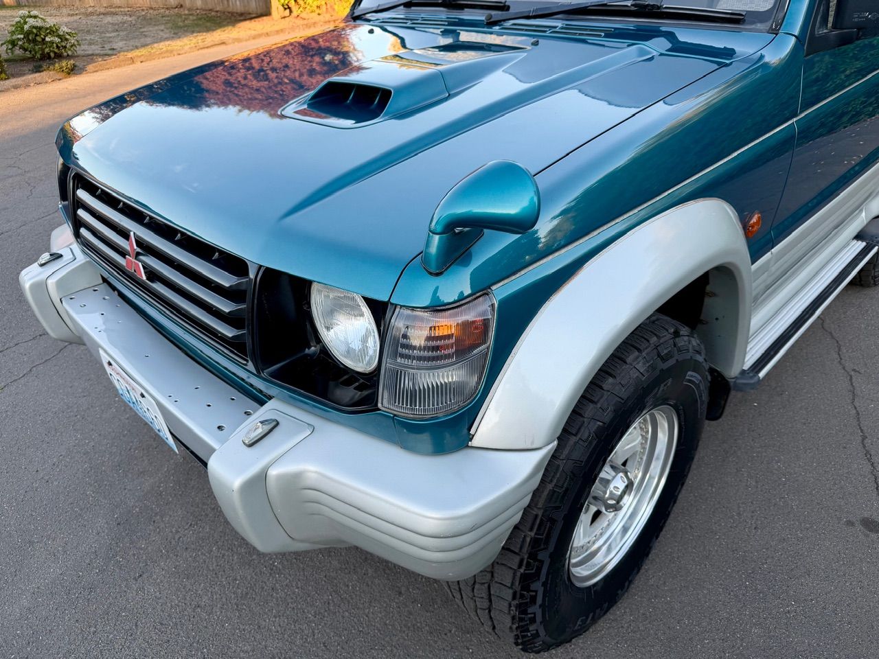 1994 Mitsubishi Pajero 4WD Turbo Intercooled Diesel, Diff-Lock, 5MT