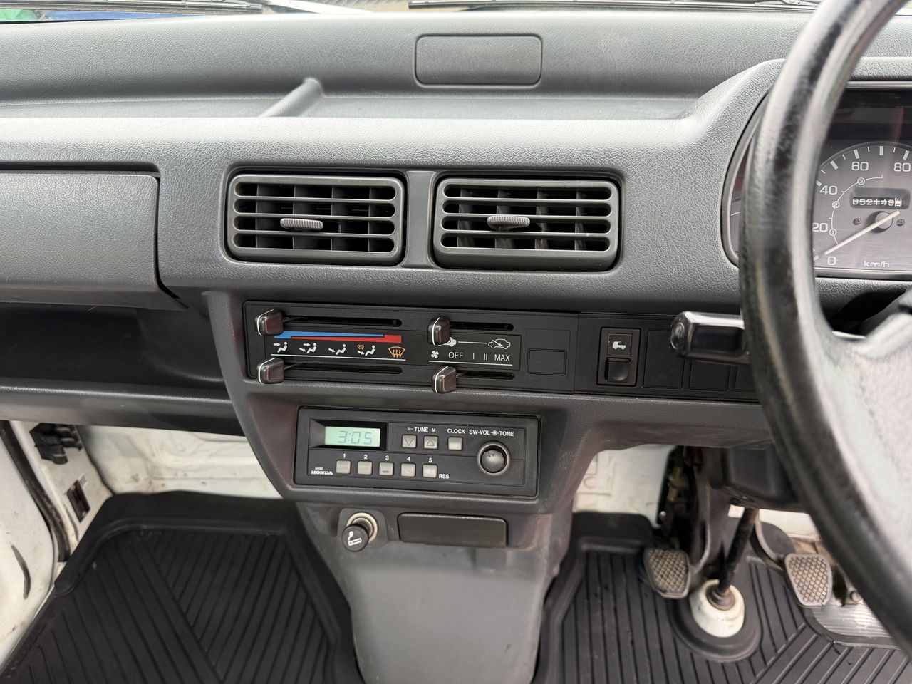 1998 Honda Acty Super Delux RealTime 4WD, Mid-Engine, 5MT