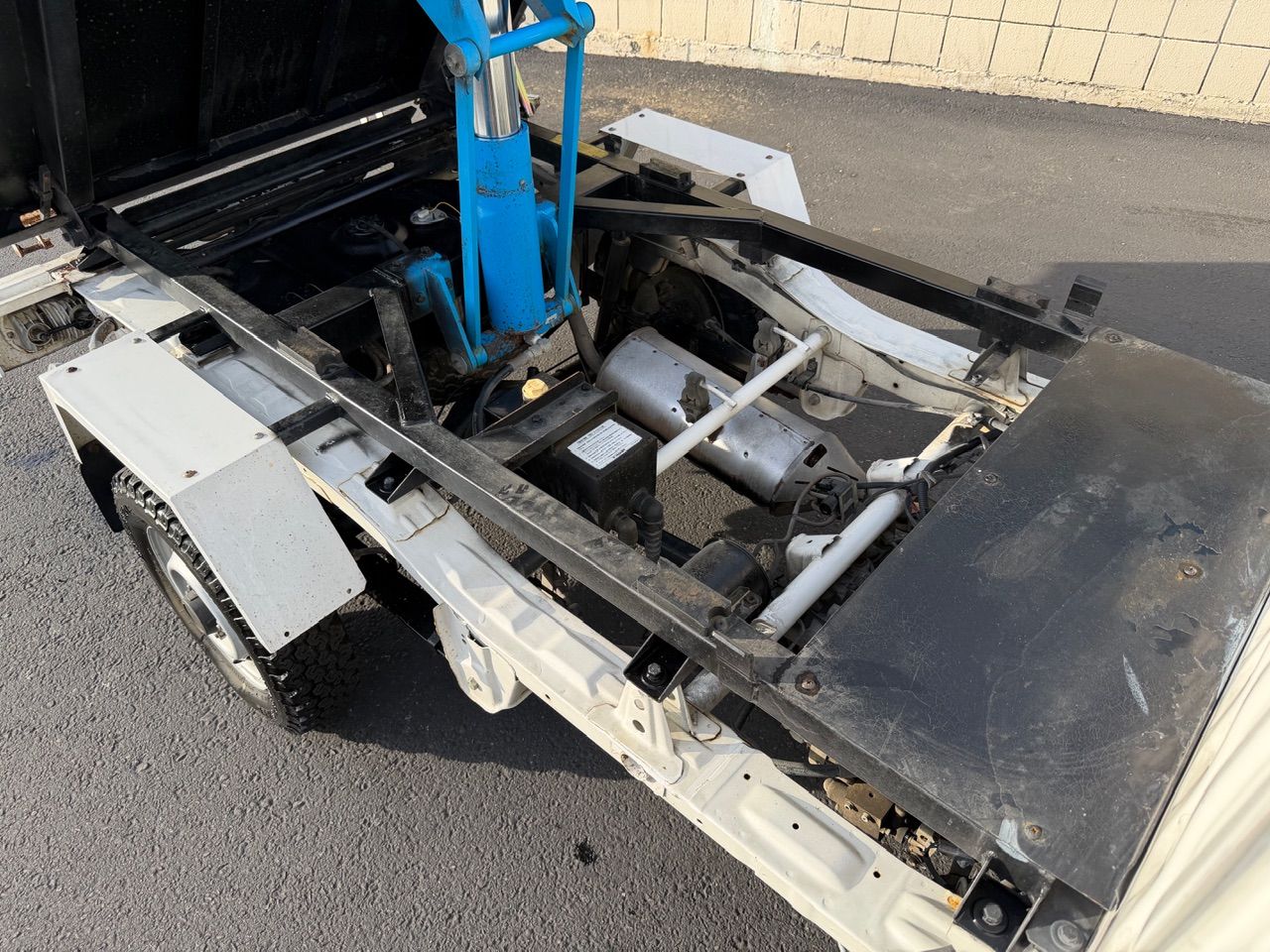 1995 Mitsubishi Minicab PTO HD Dump 4WD, 2Hi-4Hi-4Lo, PS, 5MT, LSD