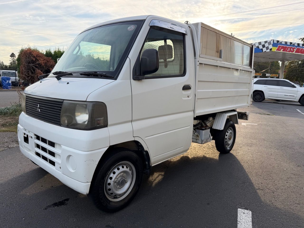 2001 Mitsubishi Minicab HD Deep Dump 4WD, 2Hi-4Hi-4Lo, PS, AC, 5MT