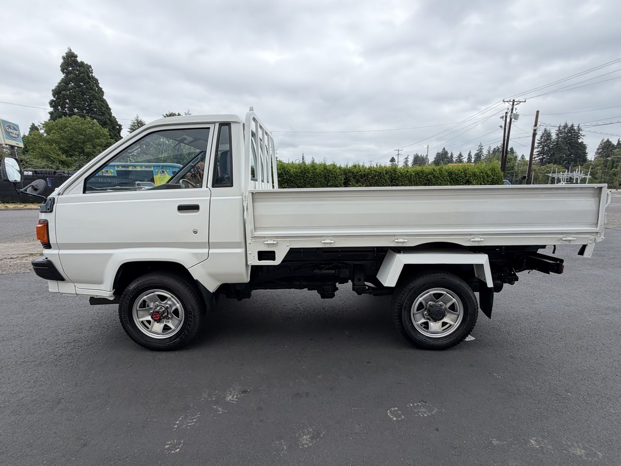 1992 Toyota LiteAce Dump 4WD, 2Hi-4Hi-4Lo, PS, AC, 5MT, 1-Ton