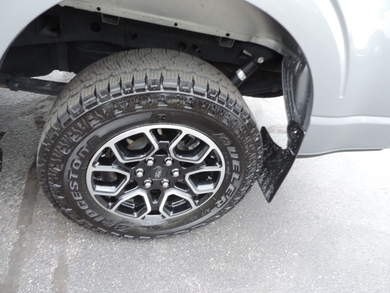 2022 Ford F-150 SuperCrew Lariat 4WD