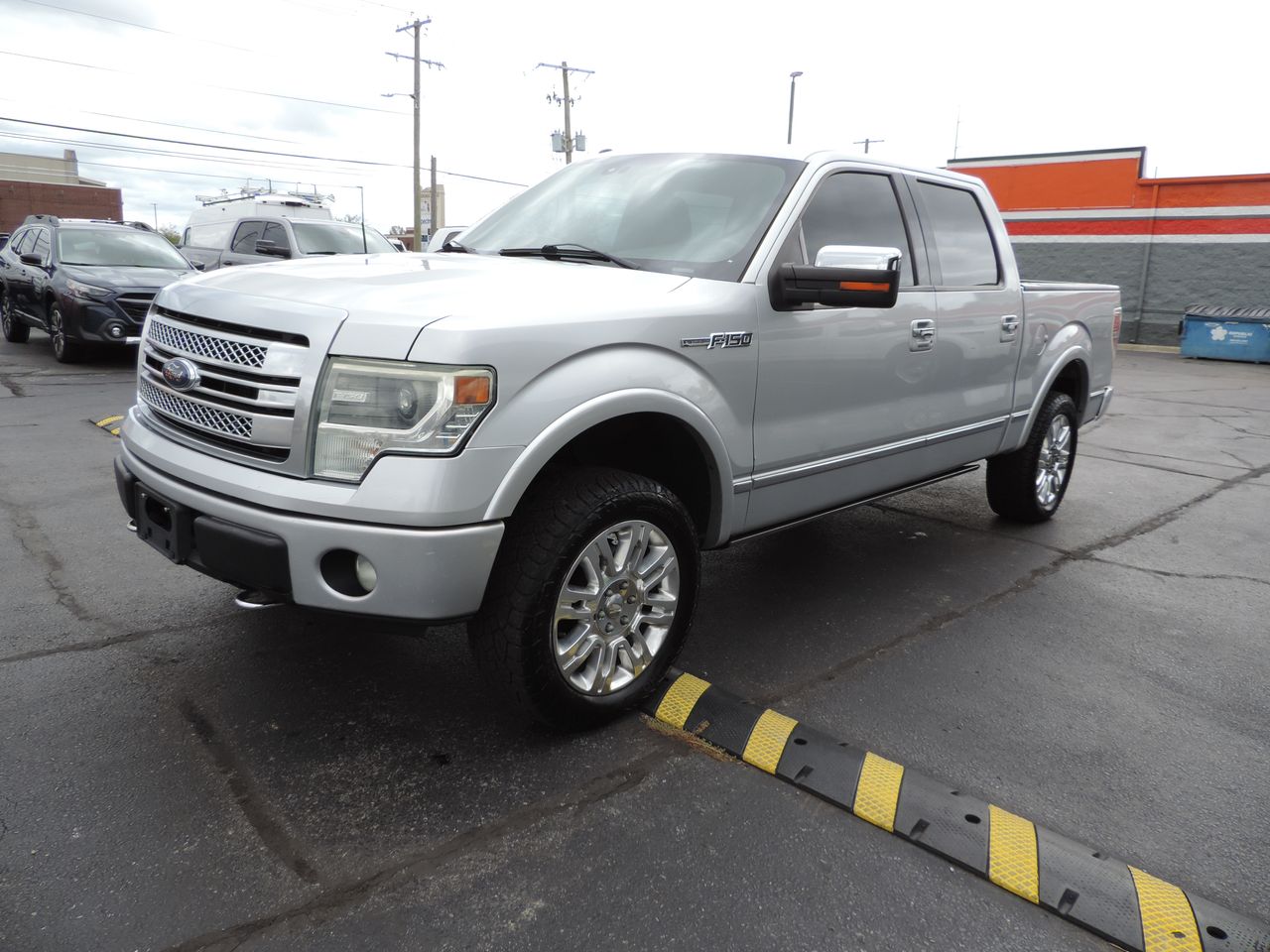 2014 Ford F-150 SuperCrew Platinum 4WD