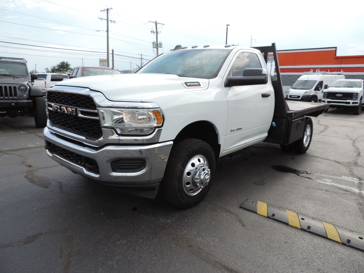 2019 RAM 3500 Regular Cab Tradesman Flatbed 4WD DRW