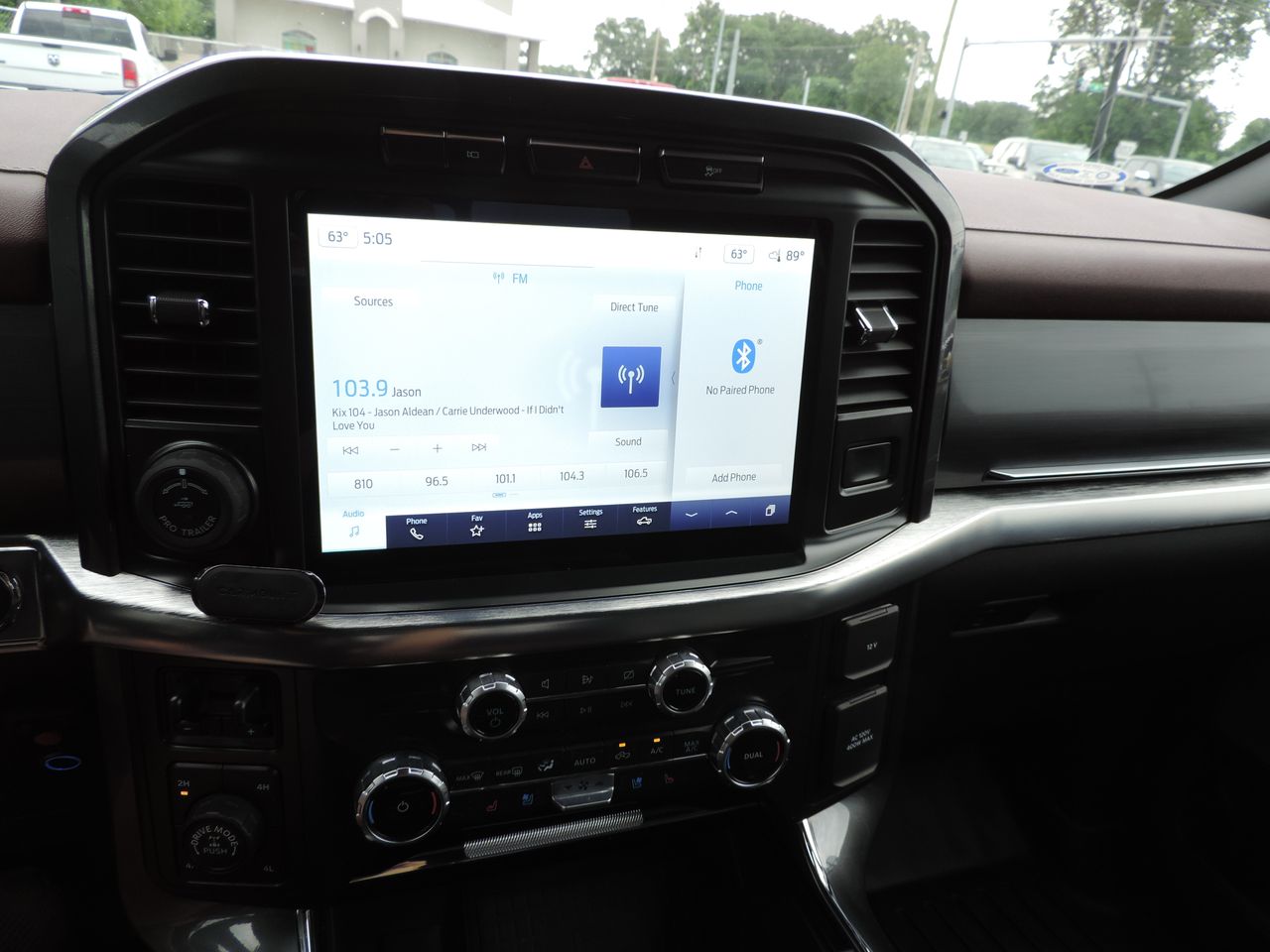 2022 Ford F-150 SuperCrew Lariat 4WD