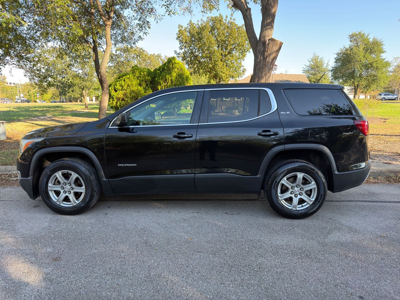 2017 GMC Acadia SLE-1 FWD