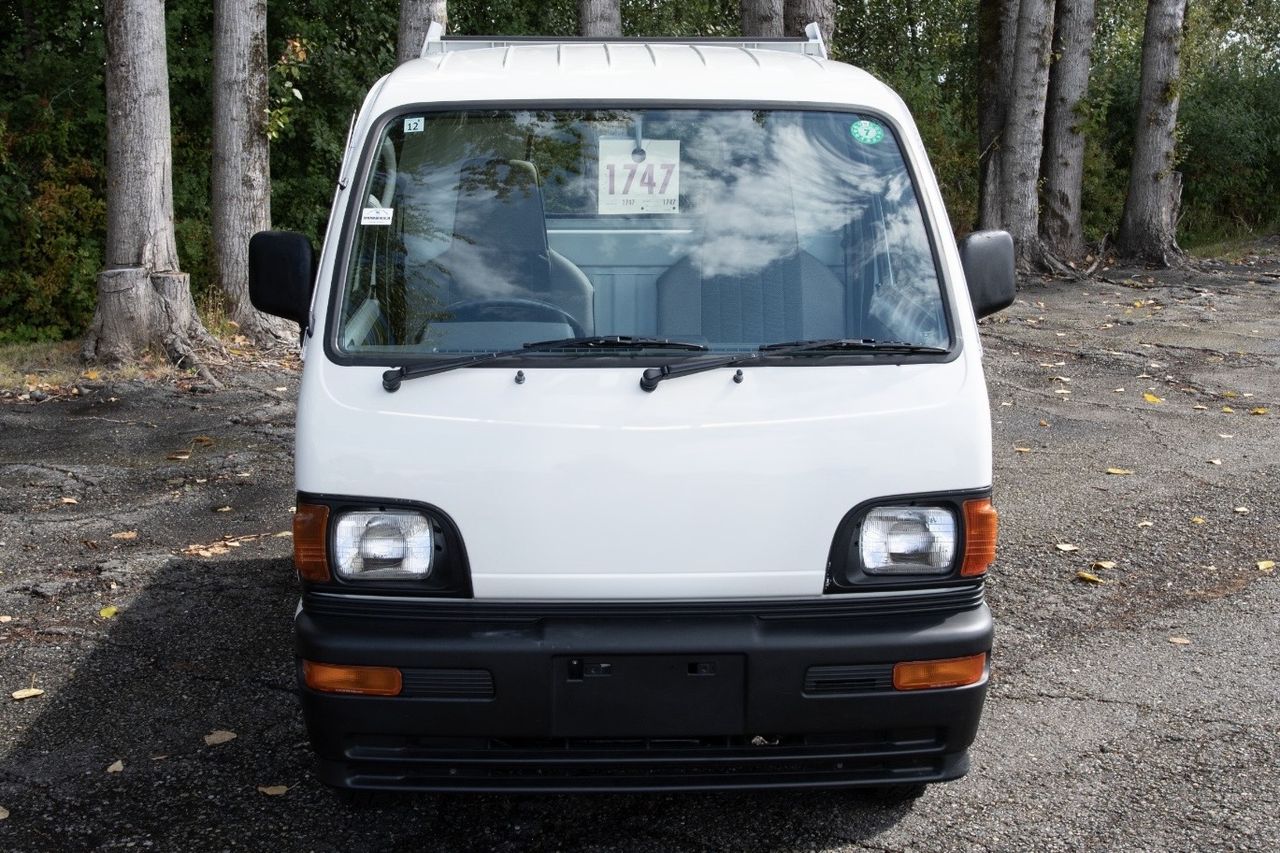 1996 Mitsubishi Minicab EFI 4WD, 2Hi-4Hi, PS, AC, Automatic, Like New!