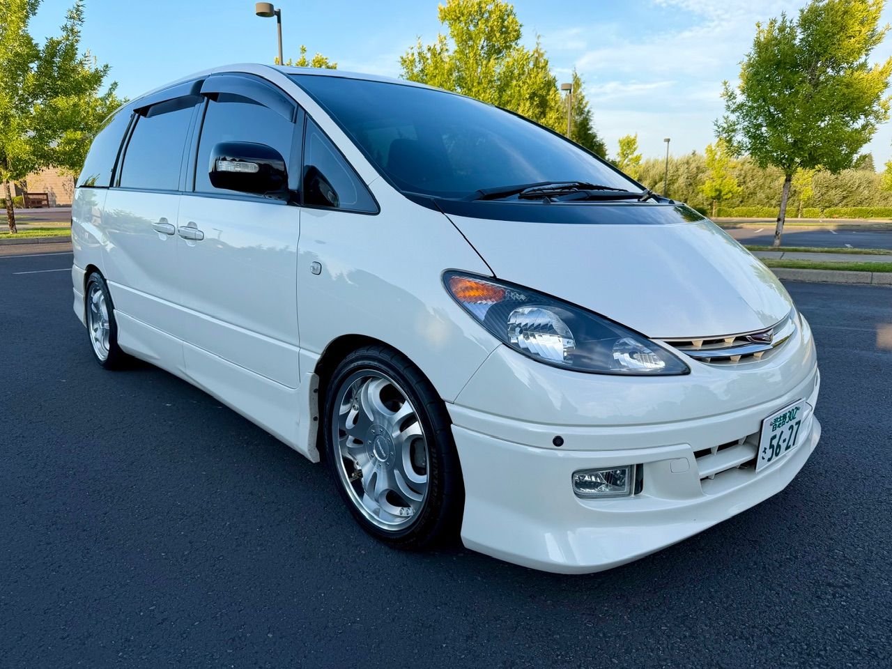 2000 Toyota Estima 3.0 Aeras FWD, 18” Wheels, Kakimoto Exhaust, Auto