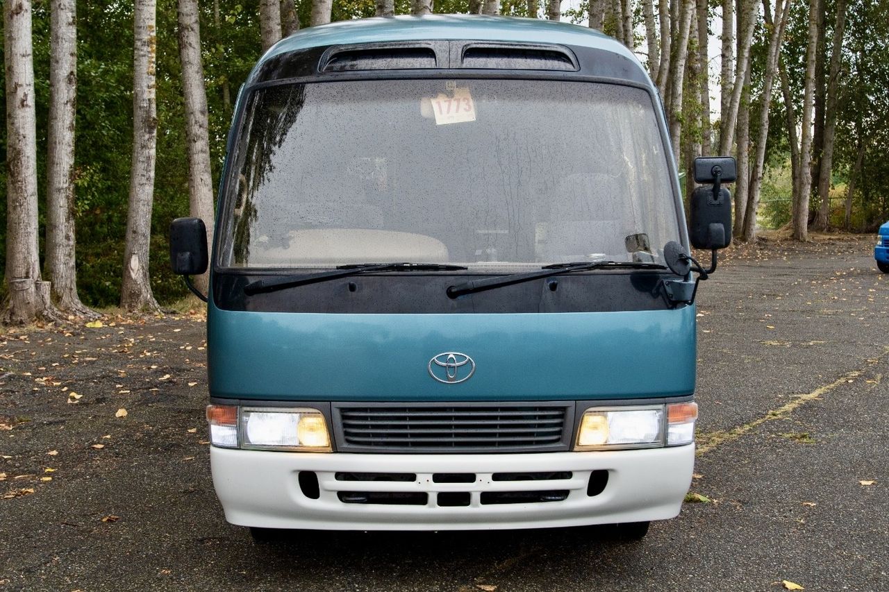 1997 Toyota Coaster Camper Turbo Diesel, Fully Loaded, Auto