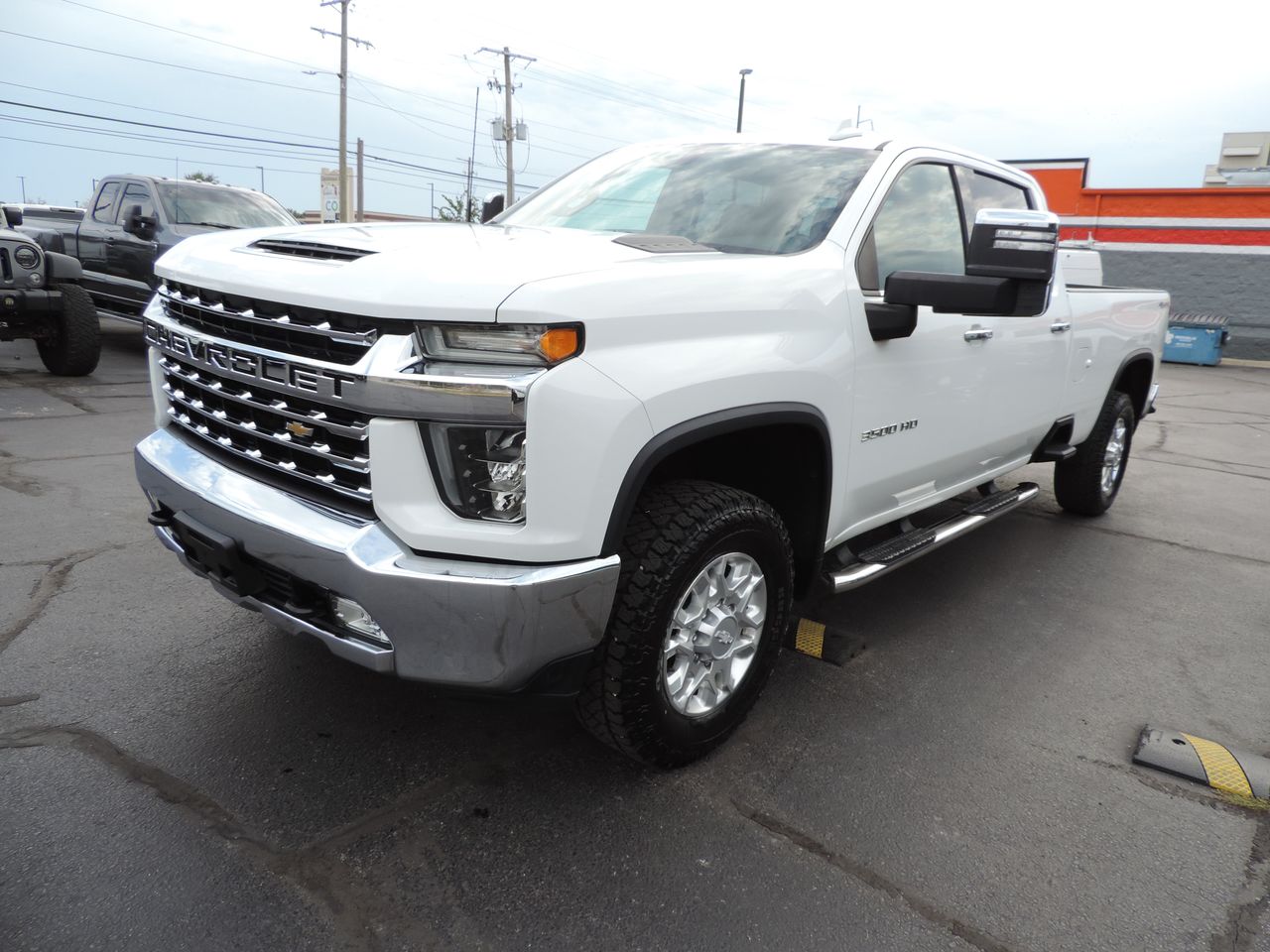 2020 Chevrolet Silverado 3500HD Crew Cab LTZ 4WD