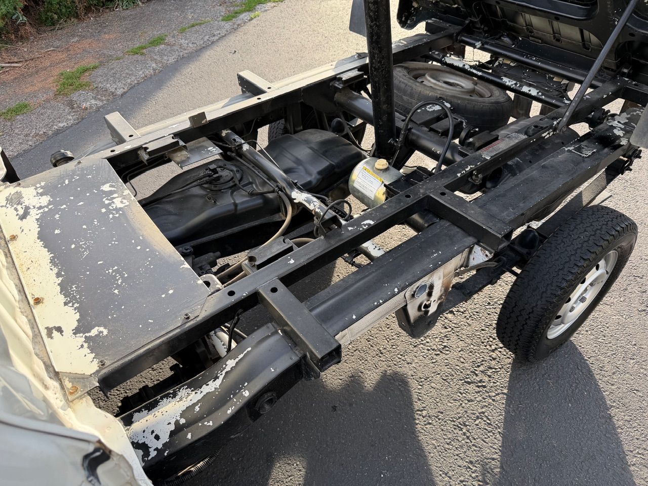 2000 Suzuki Carry SD Dump EFI 4WD, 2Hi-4Hi-4Lo, AC, 5MT, Difflock