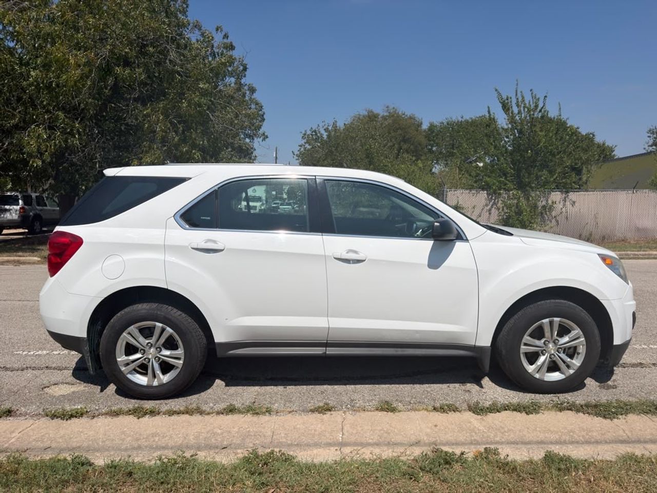 2014 Chevrolet Equinox LS 2WD