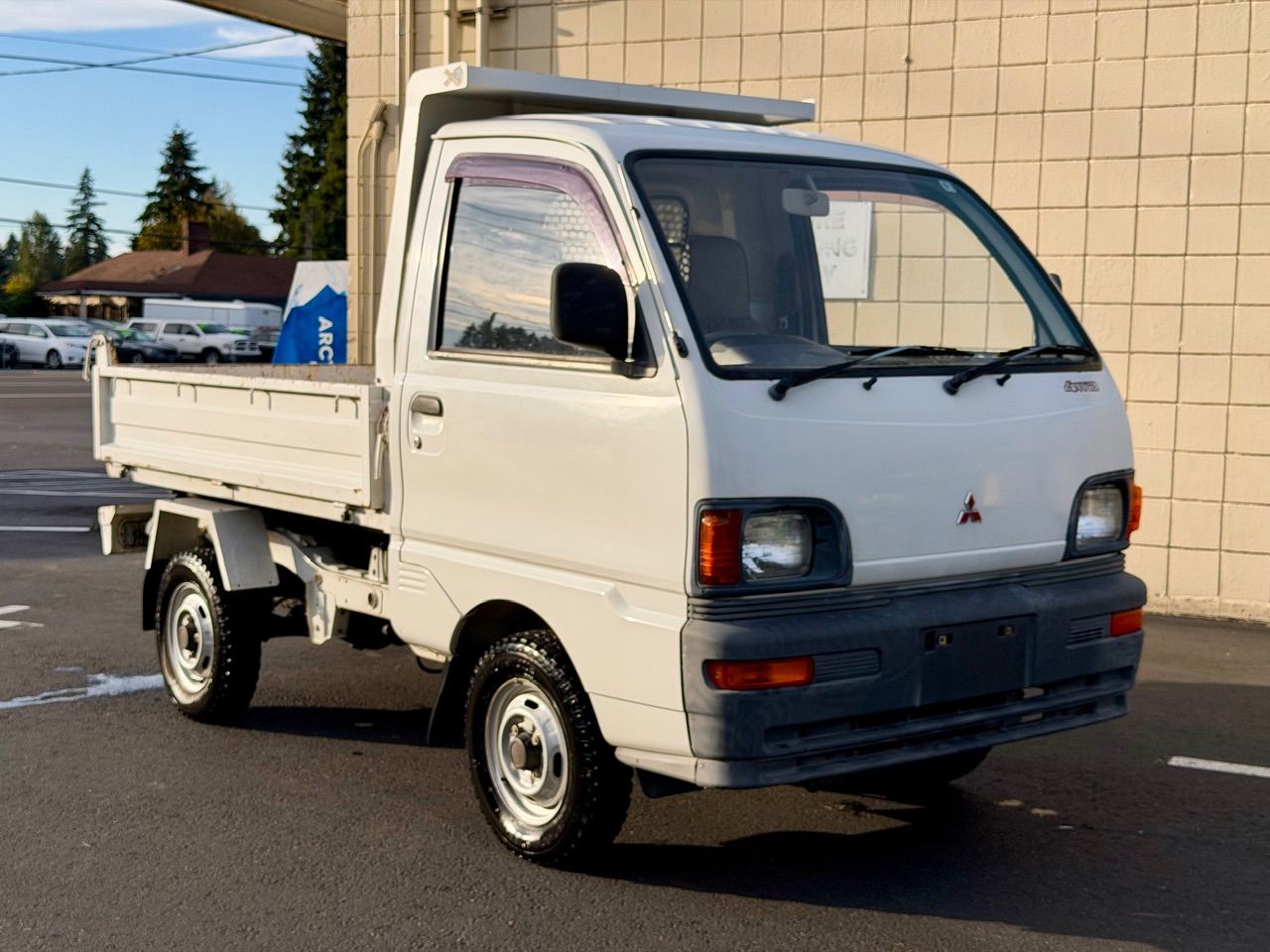 1995 Mitsubishi Minicab PTO HD Dump 4WD, 2Hi-4Hi-4Lo, PS, 5MT, LSD