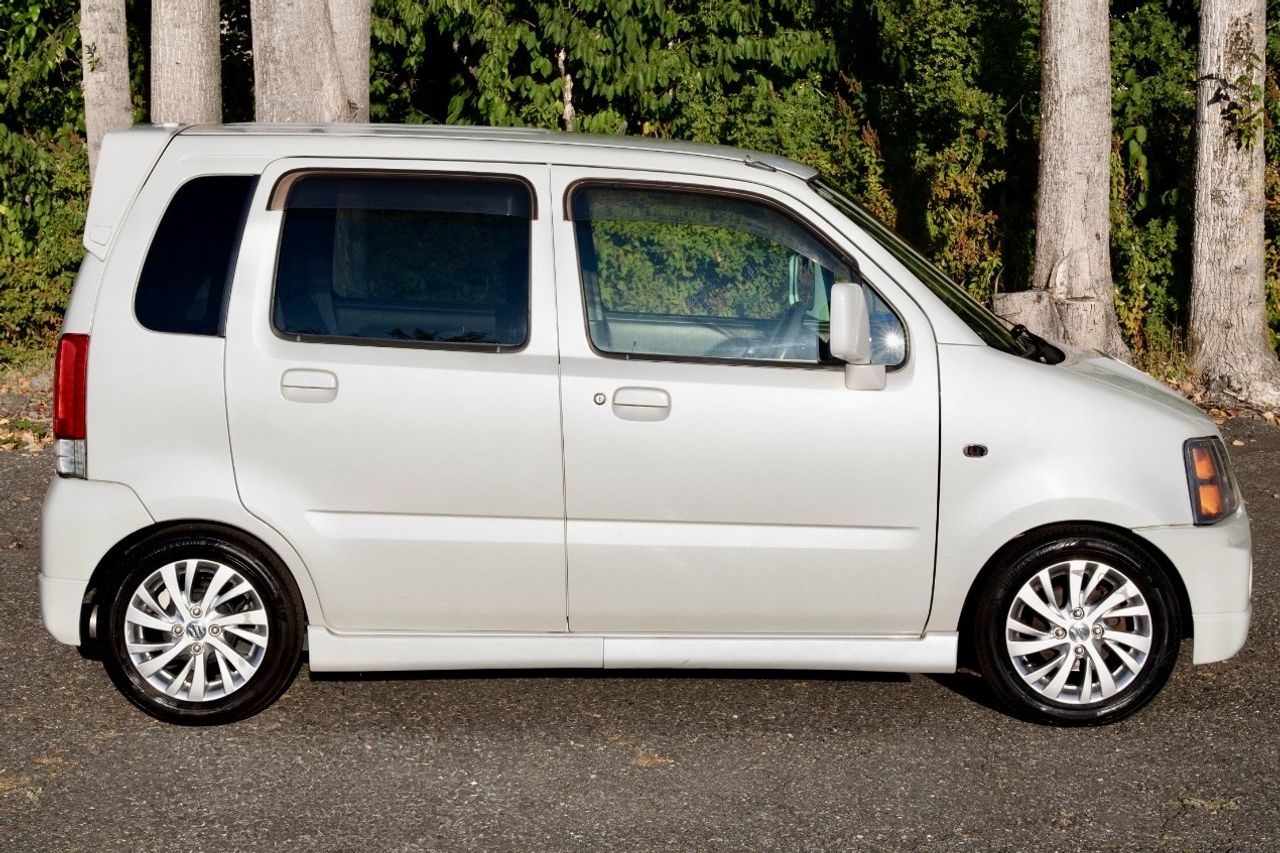 2000 Suzuki Wagon R RR  Turbo Intercooled, FWD, PW, PL, PS, AC, 5MT