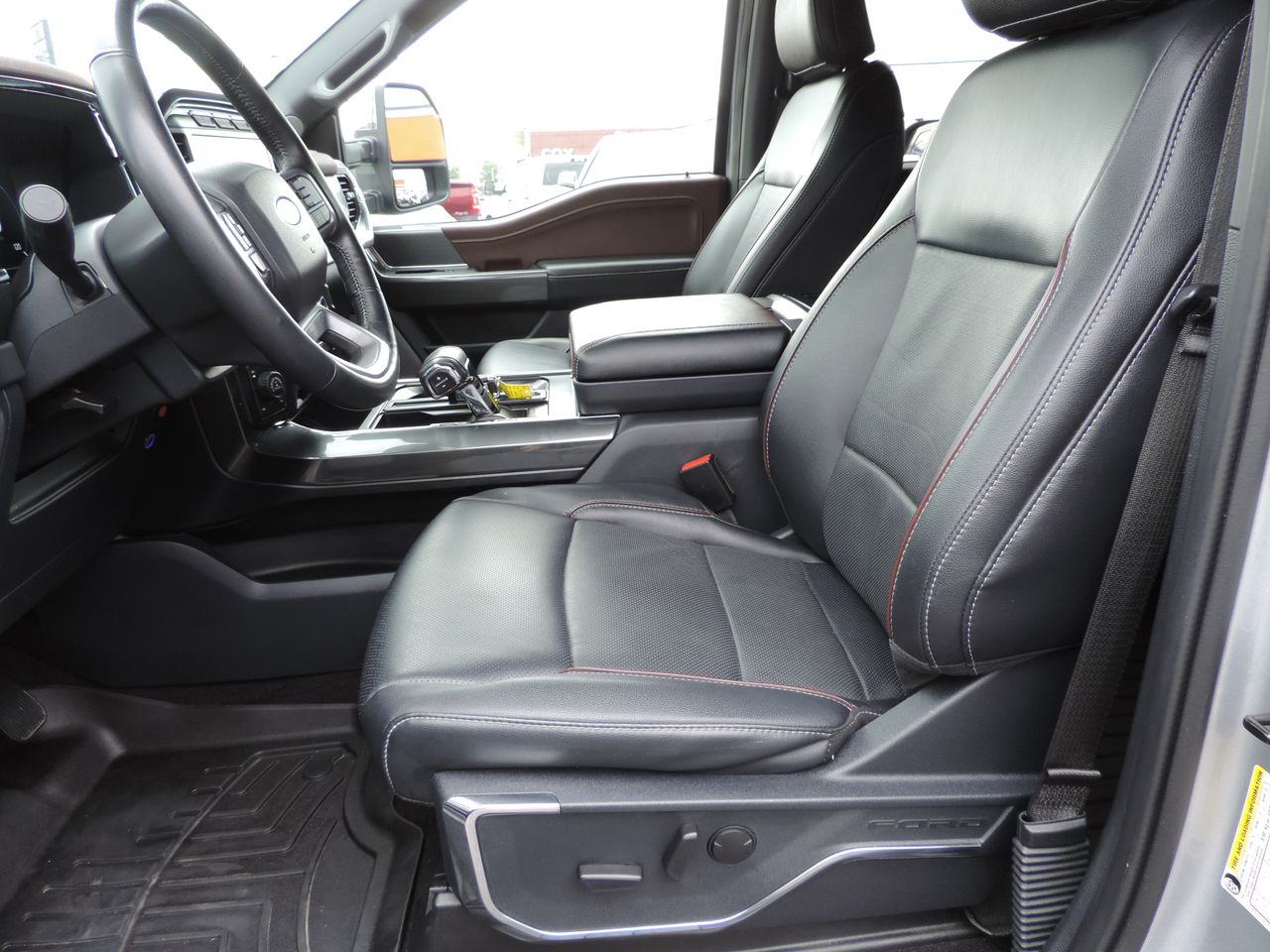 2022 Ford F-150 SuperCrew Lariat 4WD