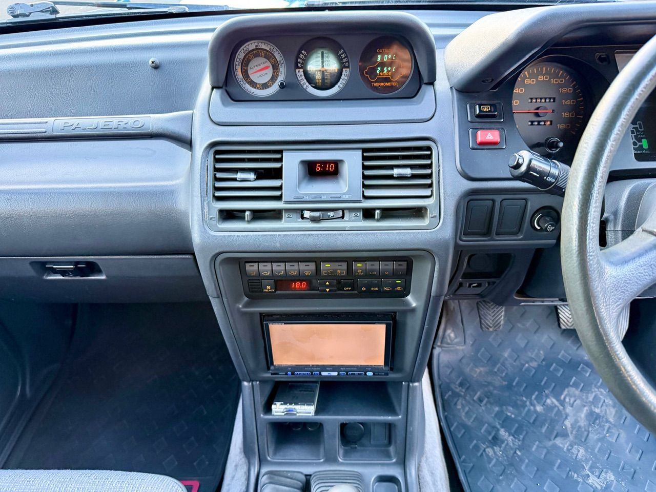 1994 Mitsubishi Pajero 4WD Turbo Intercooled Diesel, Diff-Lock, 5MT