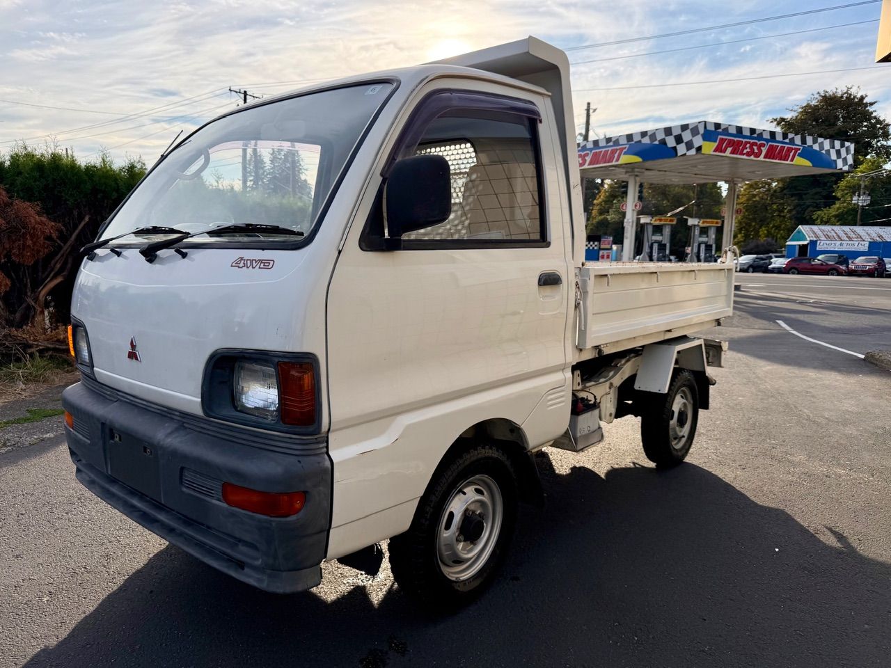 1995 Mitsubishi Minicab PTO HD Dump 4WD, 2Hi-4Hi-4Lo, PS, 5MT, LSD
