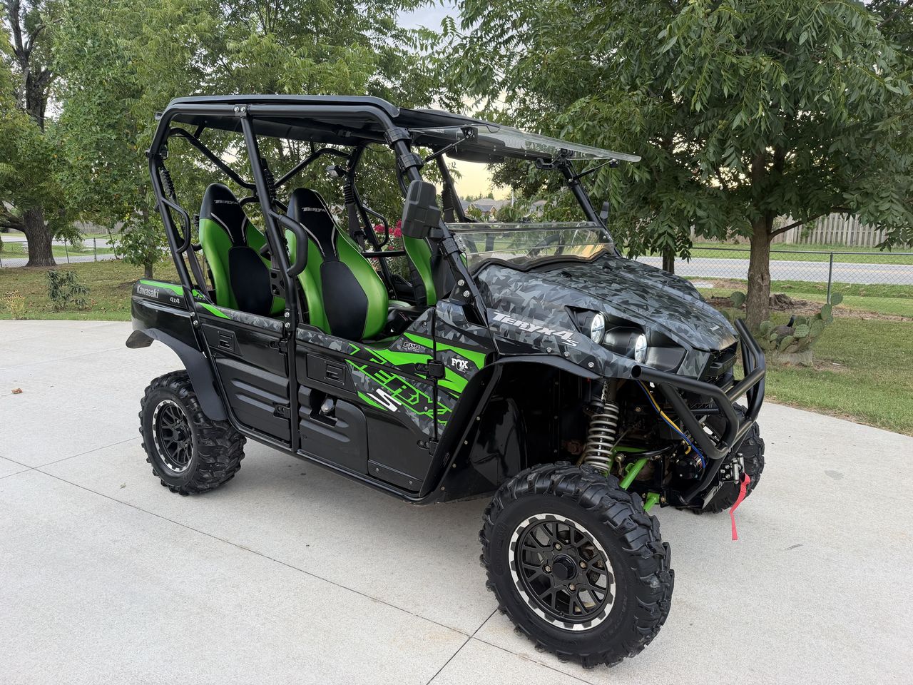 2022 Kawasaki Teryx 800 LE