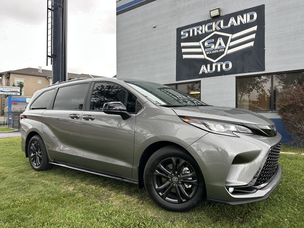 2026 Toyota Sienna XSE 7-Passenger AWD