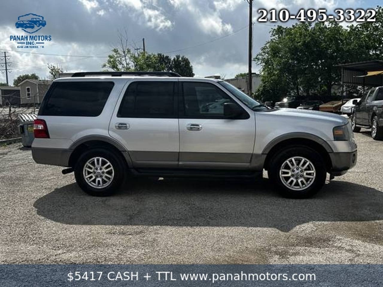 View vehicle photo 6
