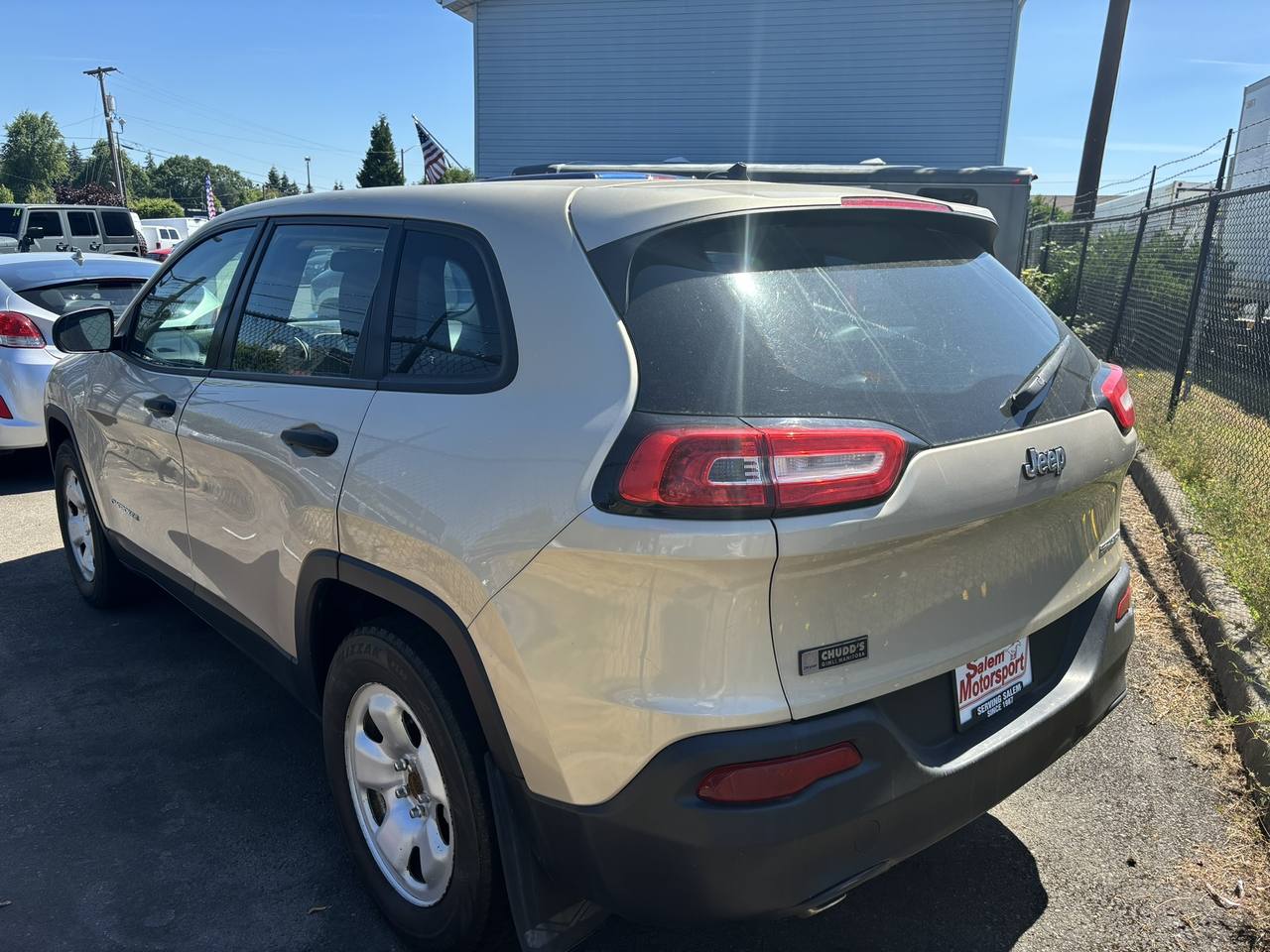 View vehicle photo 5