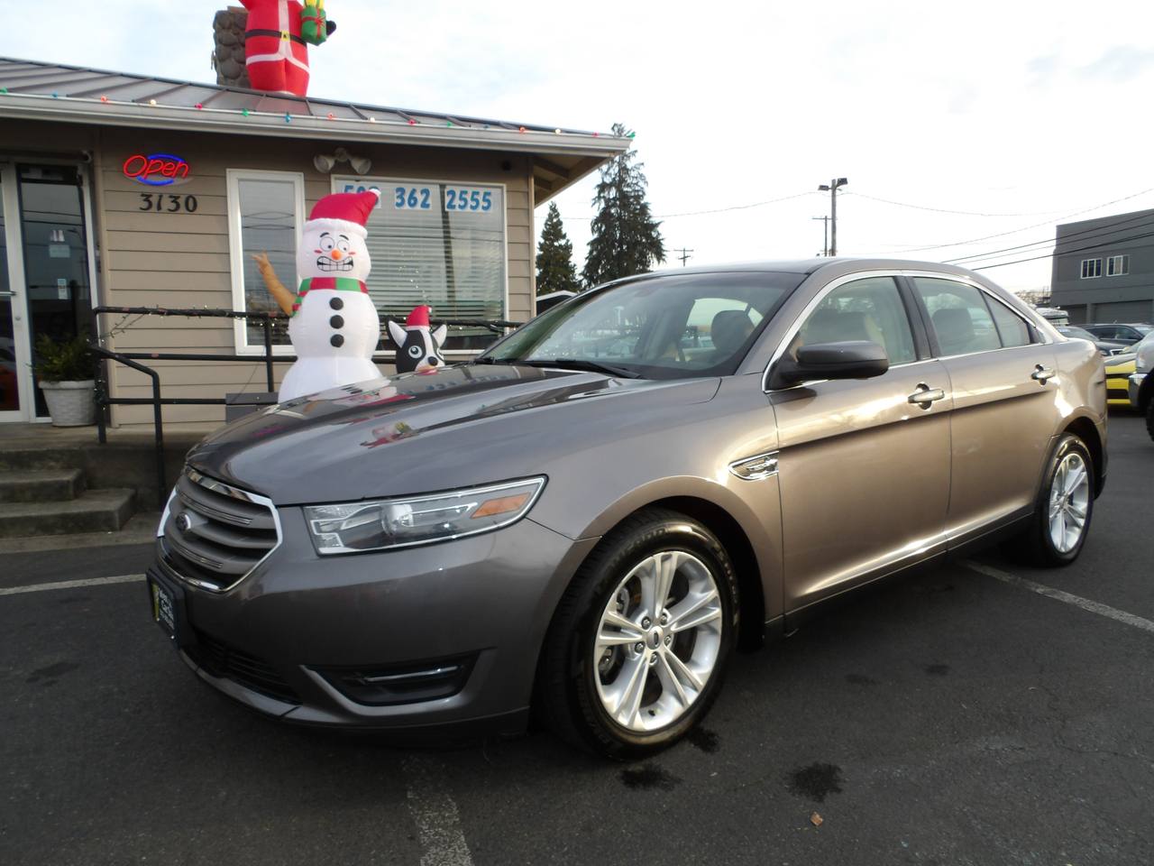Gray 2014 Ford Taurus Sedan All-Wheel Drive Automatic
