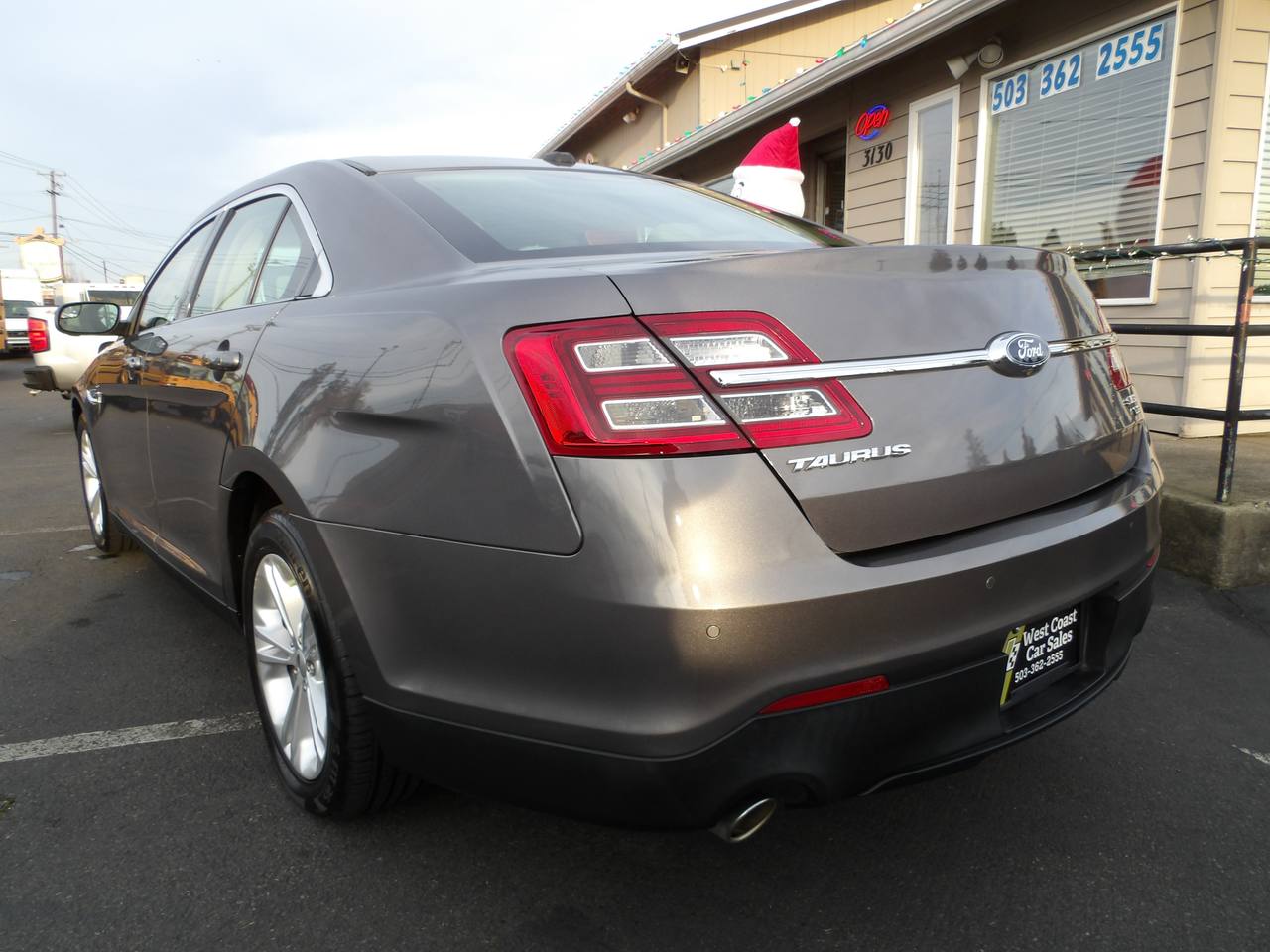 View vehicle photo 4