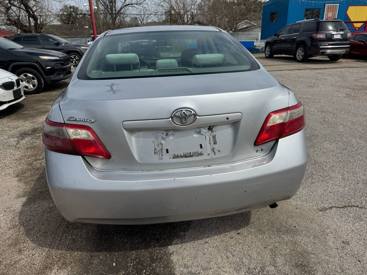View vehicle photo 7