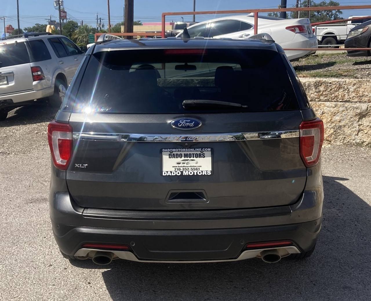 View vehicle photo 4
