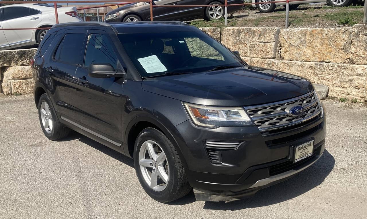 View vehicle photo 7