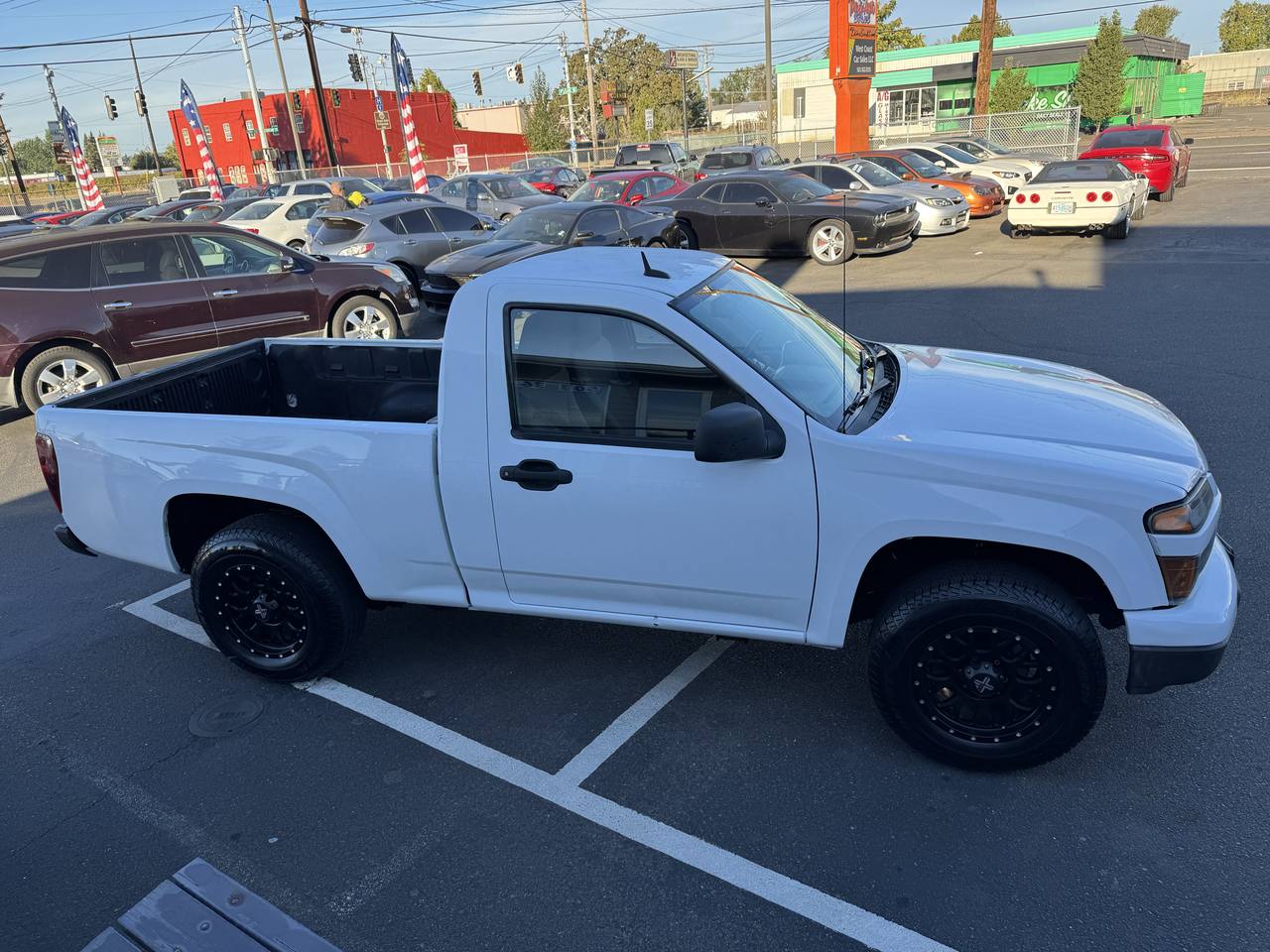 View vehicle photo 7