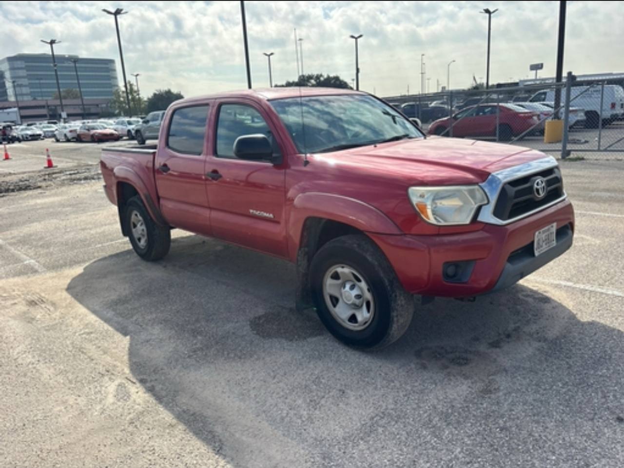 View vehicle photo 3
