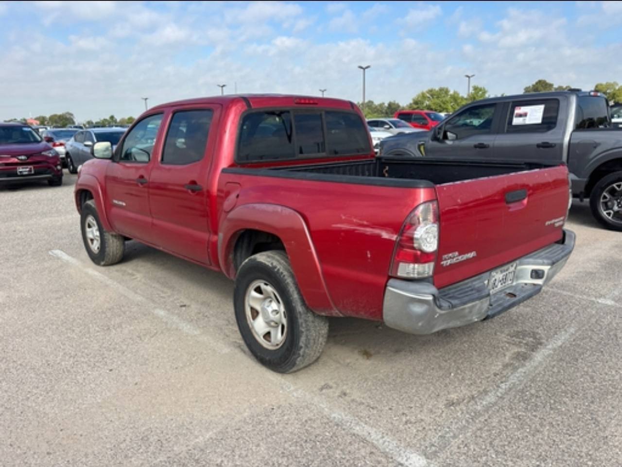 View vehicle photo 7