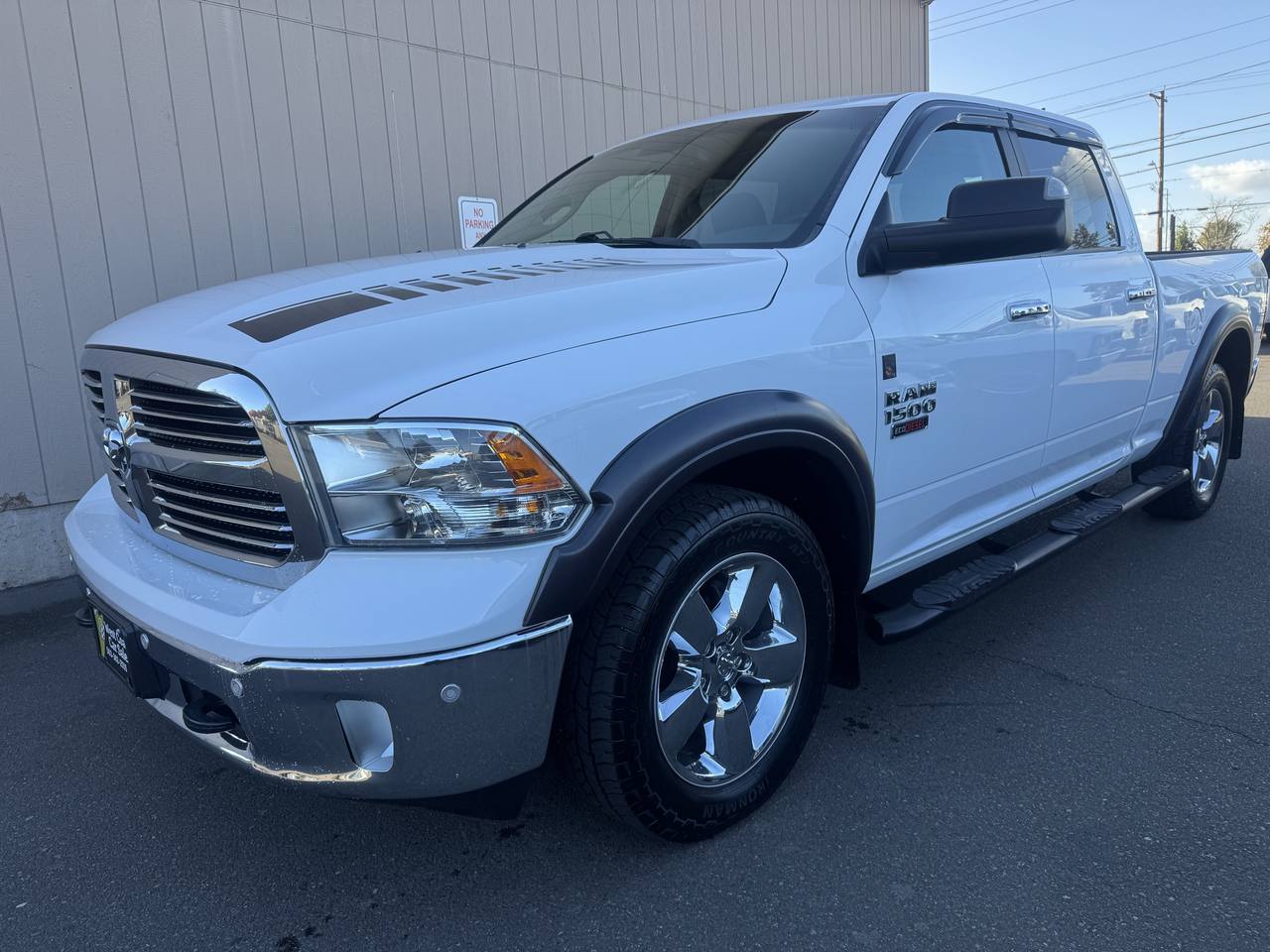 White 2016 RAM 1500 Pickup Truck Four-Wheel Drive Automatic