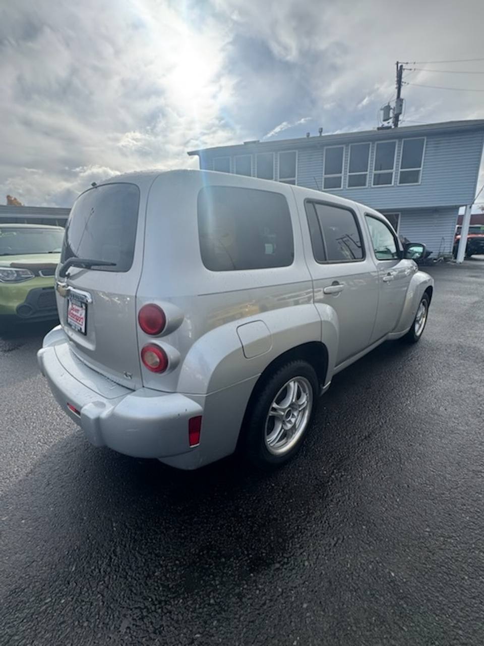 View vehicle photo 5
