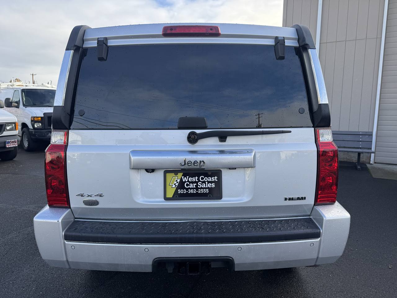 View vehicle photo 5