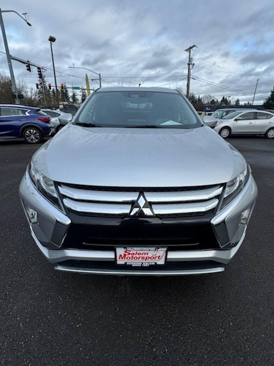 View vehicle photo 2