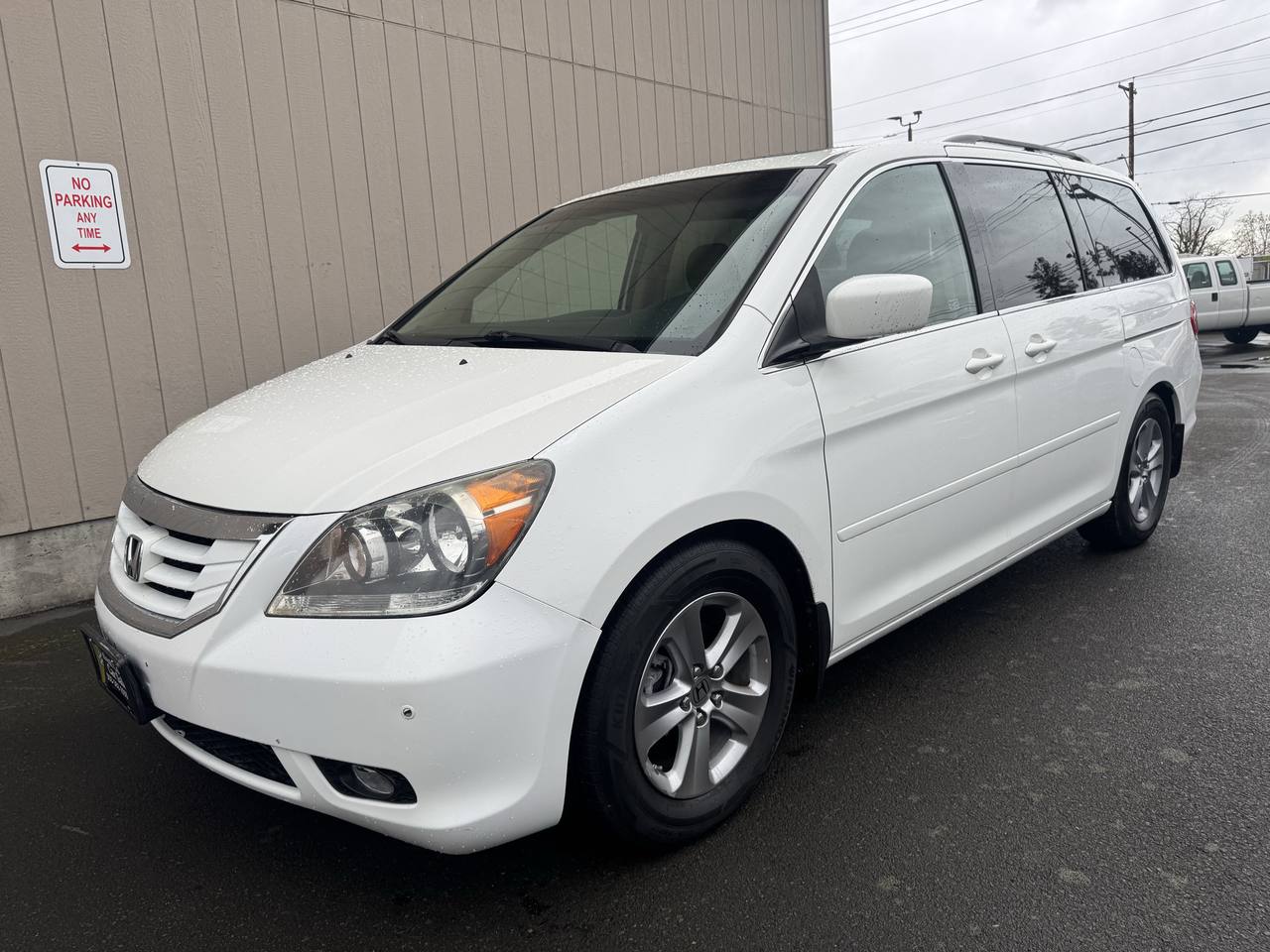  2008 Honda Odyssey Touring FWD   
