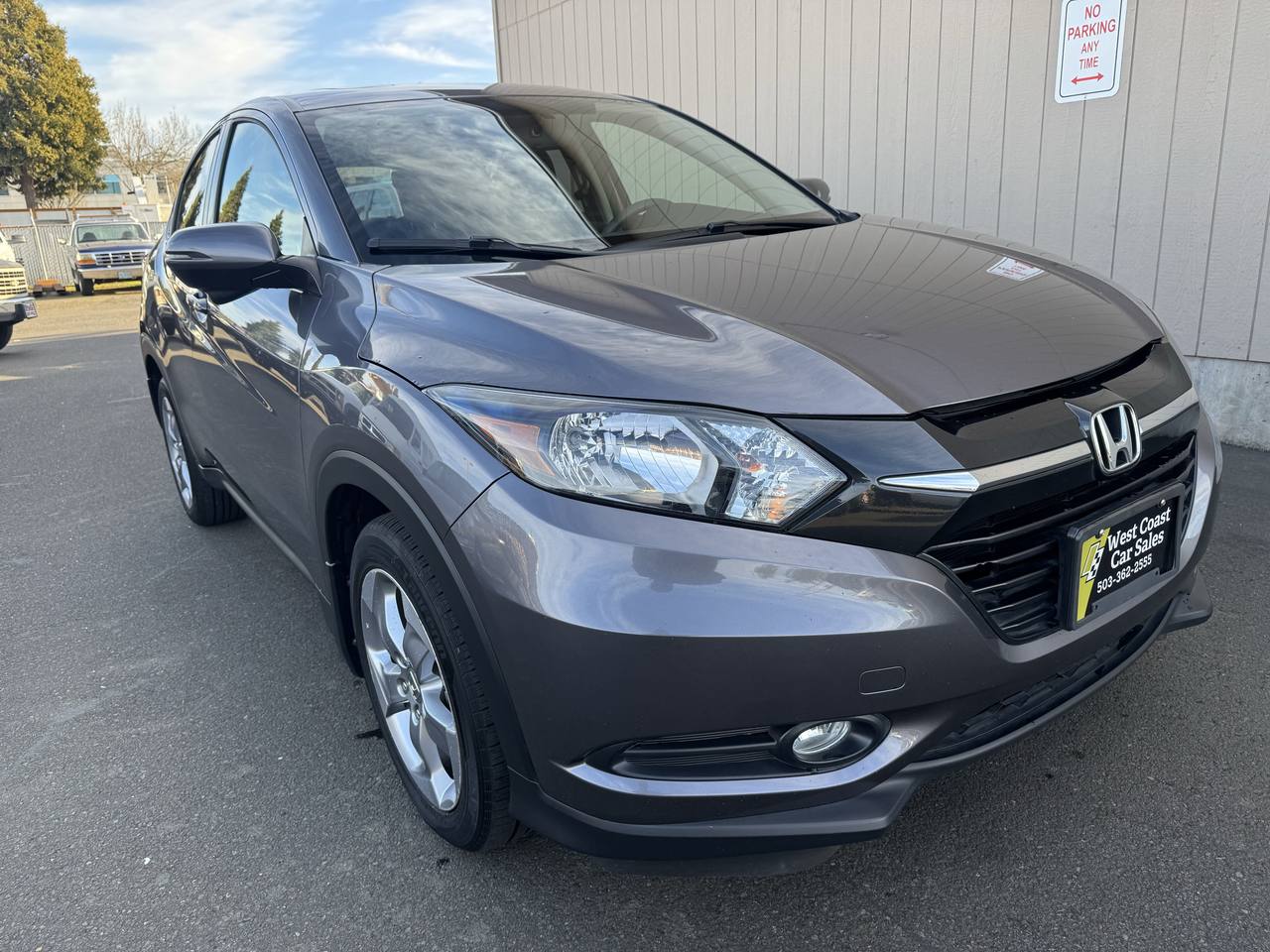 View vehicle photo 2