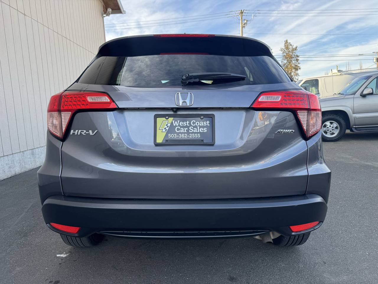 View vehicle photo 5