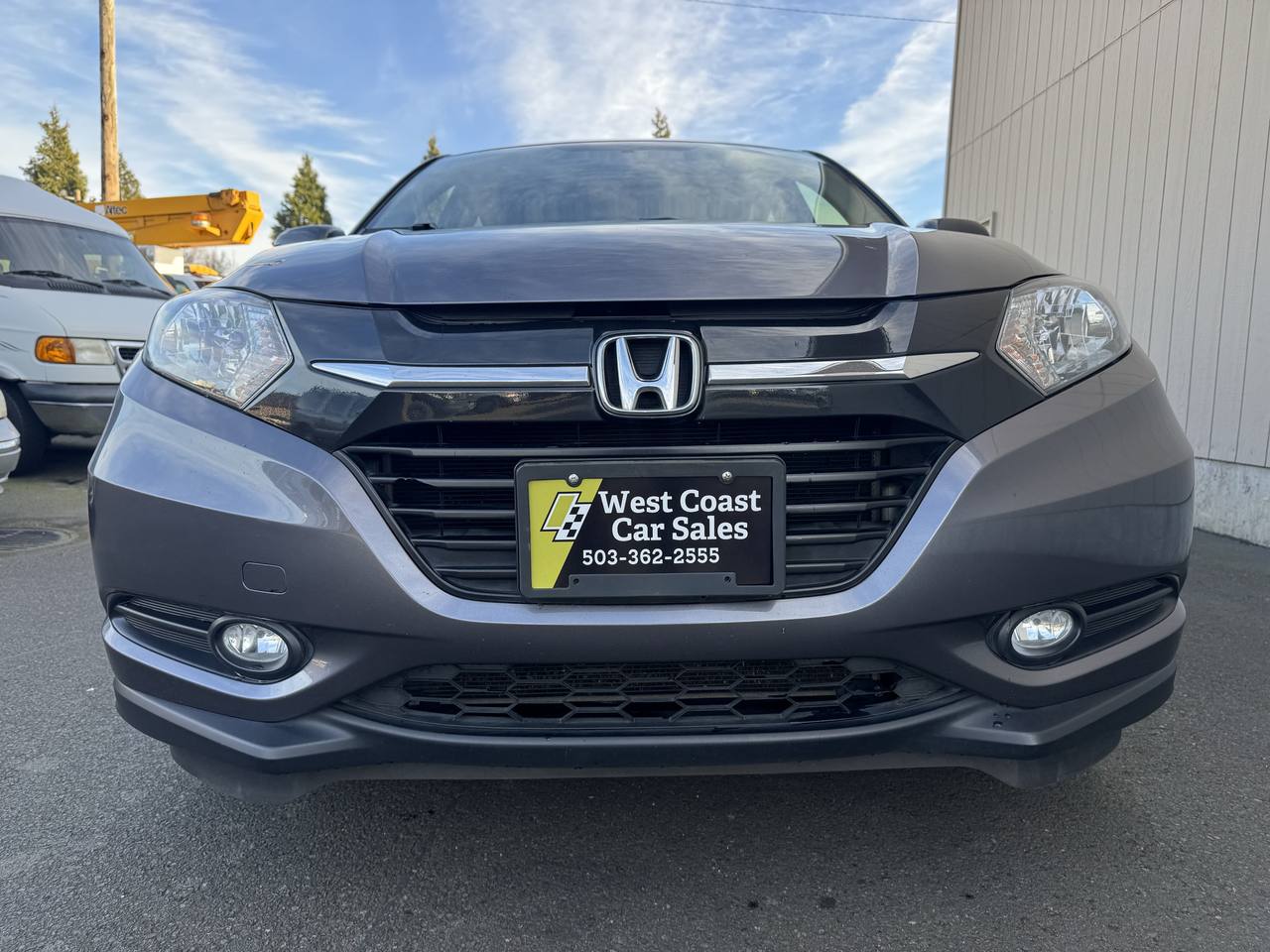 View vehicle photo 6