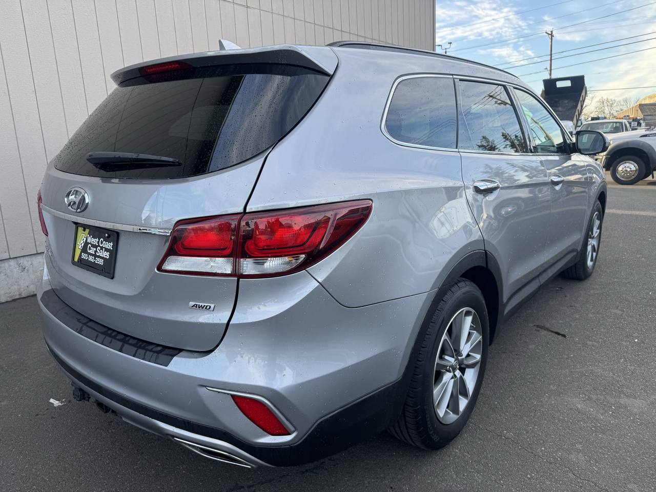 View vehicle photo 3