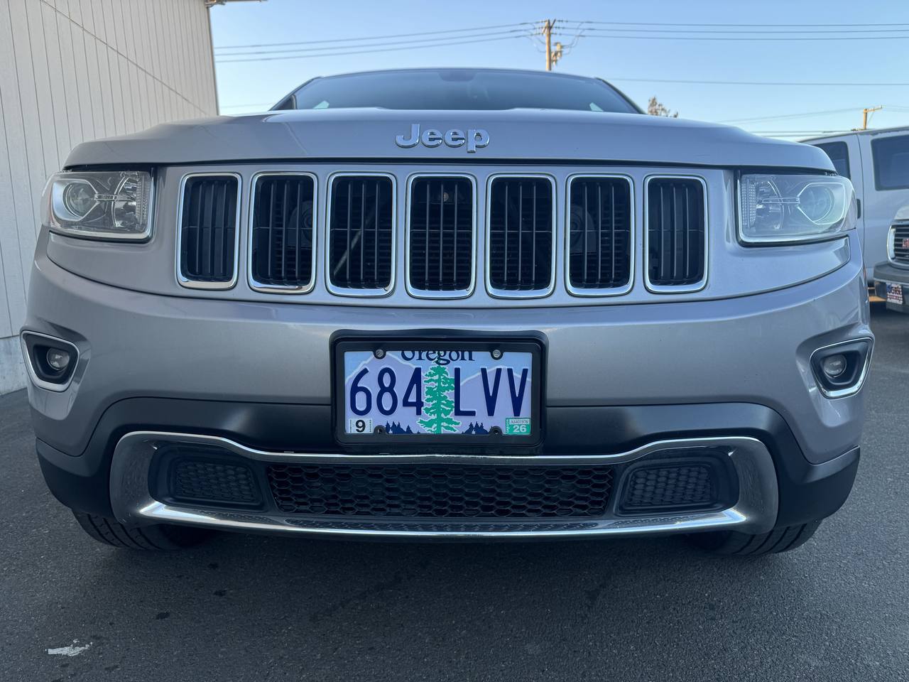 View vehicle photo 6