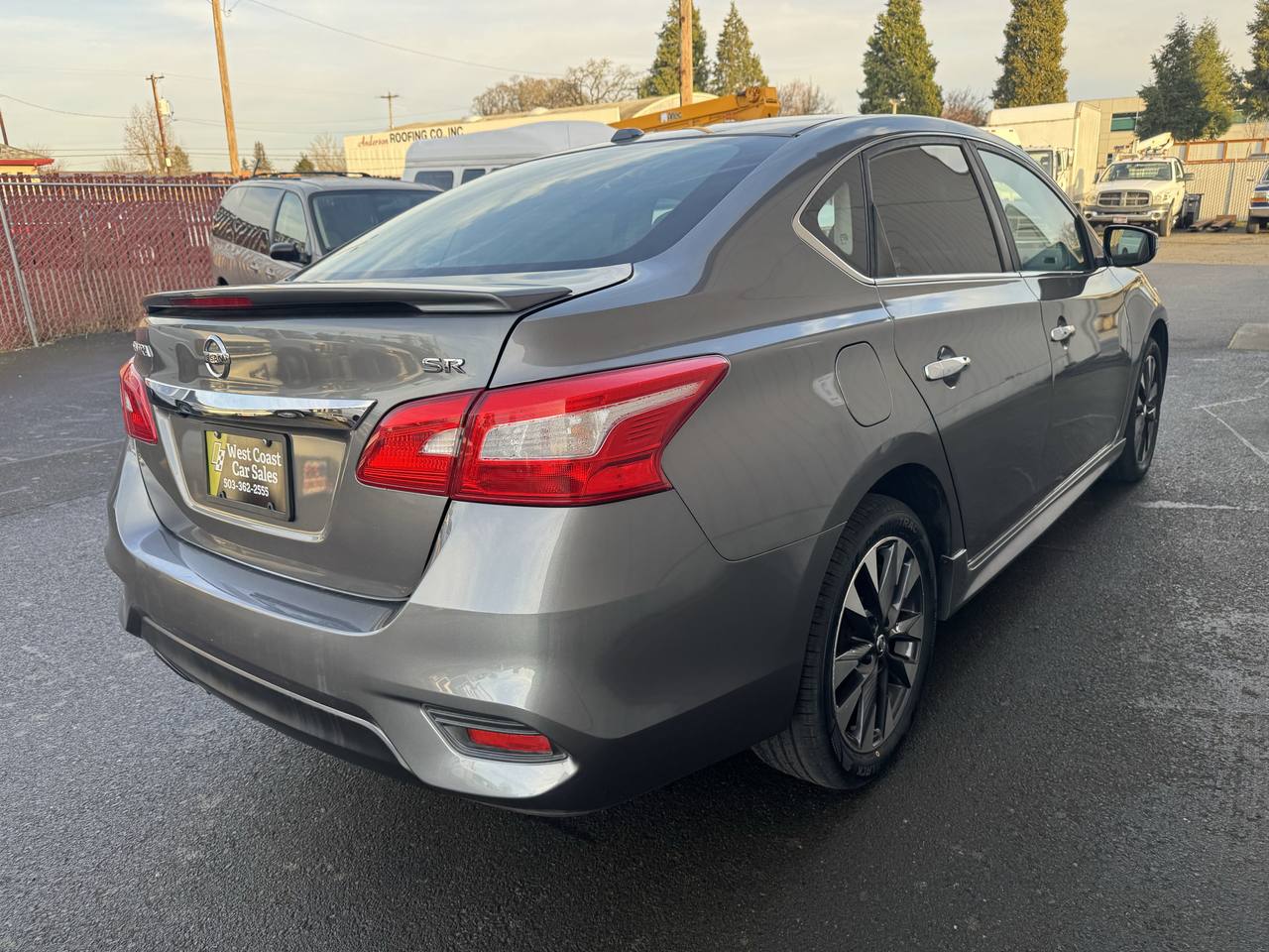 View vehicle photo 3