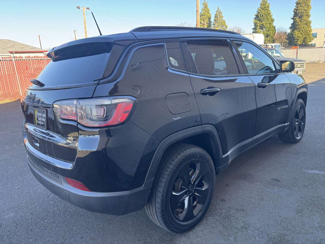 View vehicle photo 3