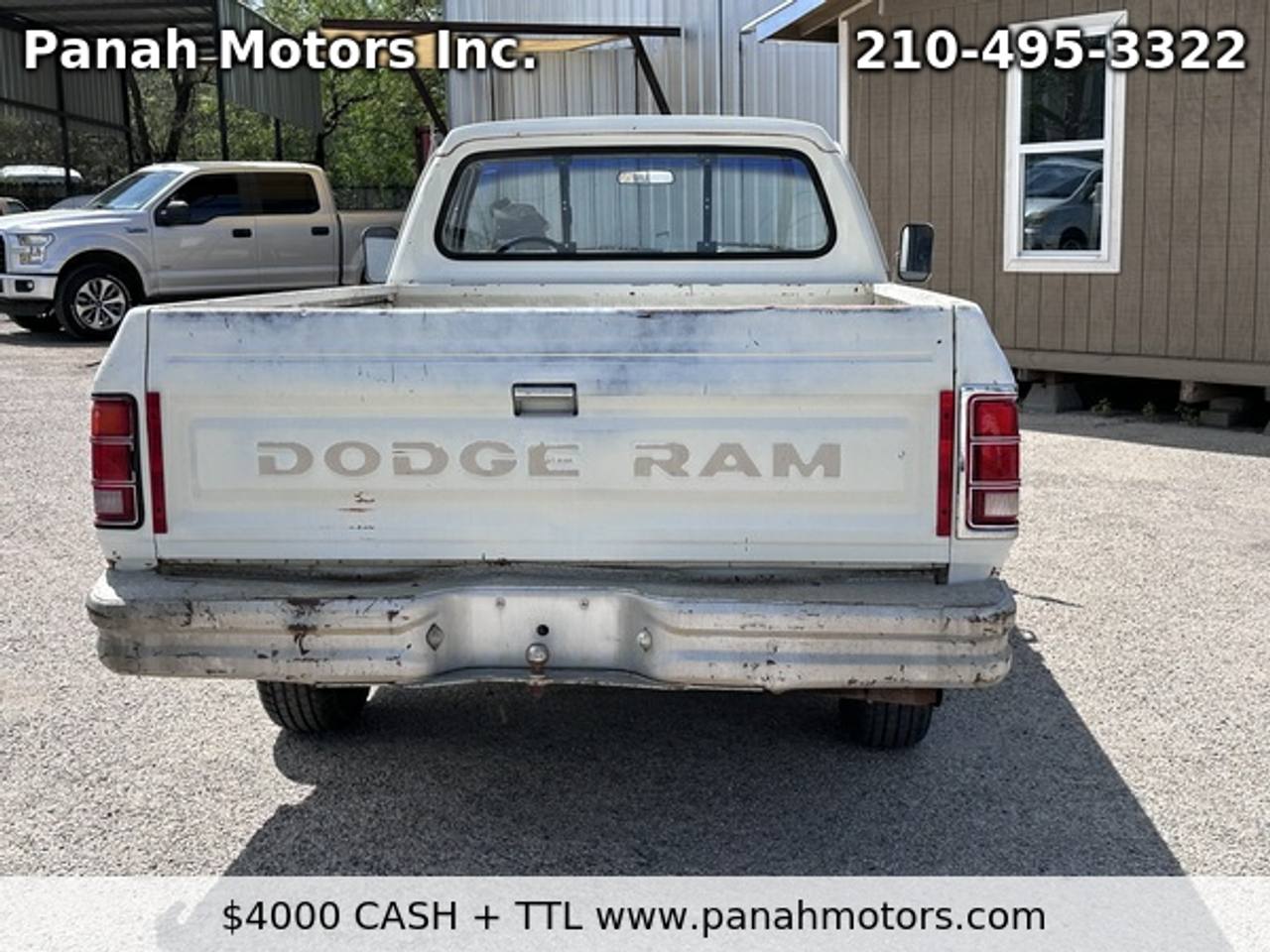 View vehicle photo 6
