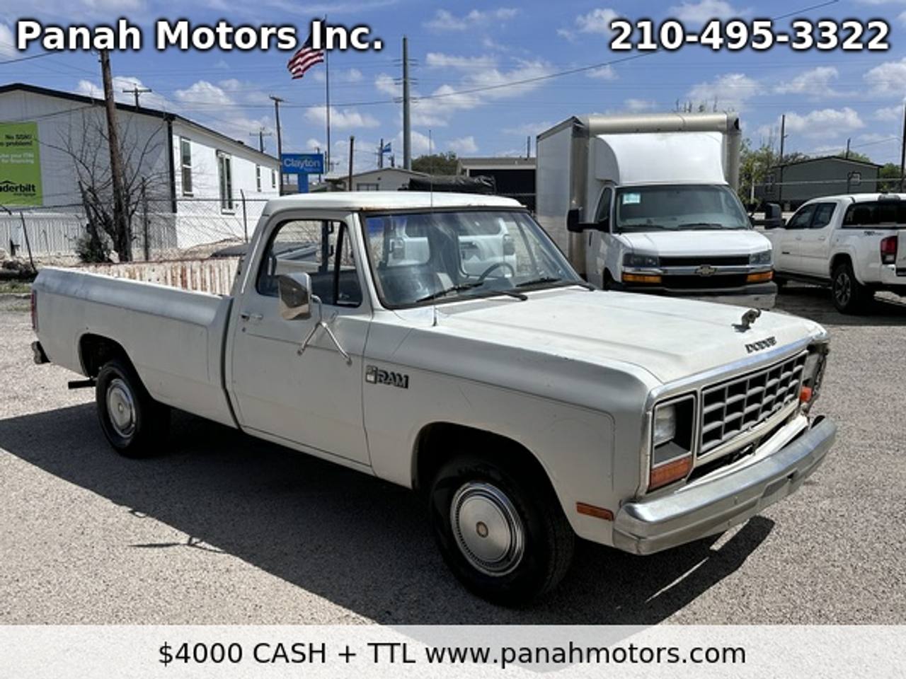 View vehicle photo 2